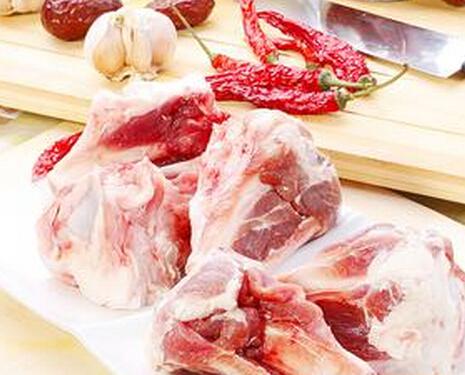 黑豬肉報(bào)價(jià)不菲 為何專賣店總是門庭若市